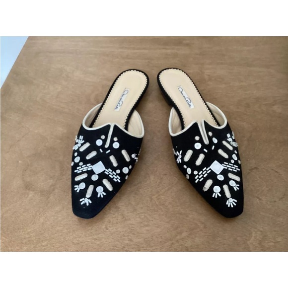 Black Canvas Mules/Slides White Beadwork Oscar de la Renta size 38 - Picture 4 of 6